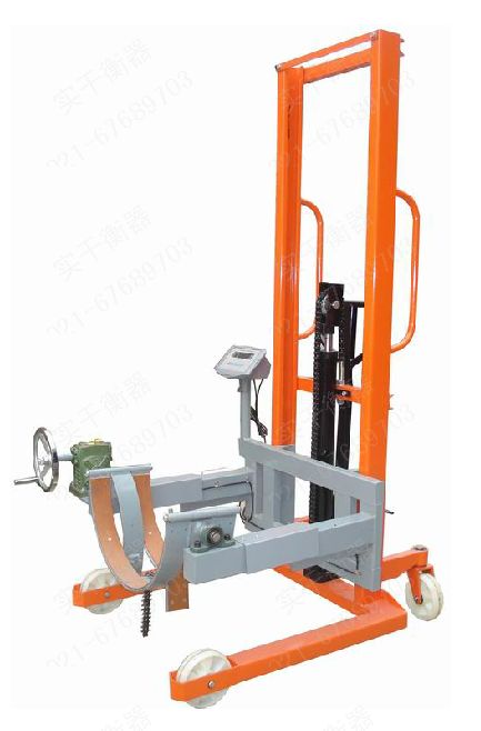 高效安全 300千克防爆油桶搬運(yùn)車(chē)電子秤在油漆桶裝卸搬運(yùn)中的應(yīng)用